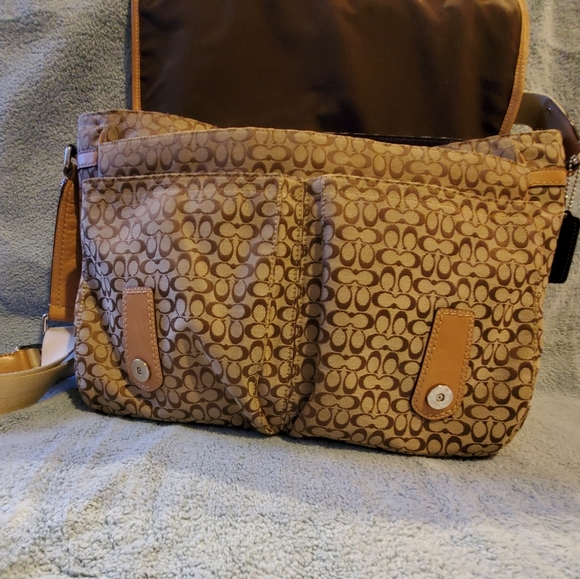 Coach unisex mail bag - Picture 2 of 3